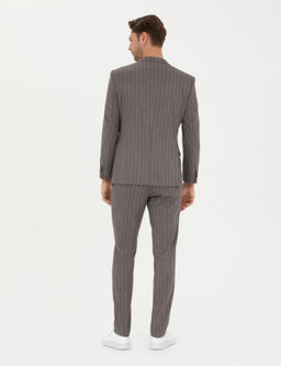 A__k Kahverengi Ex. Slim Fit _izgili Tak_m Elbise