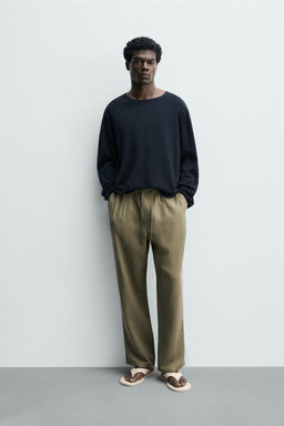 PANTAL?N FLUIDO RELAXED FIT / Oliva