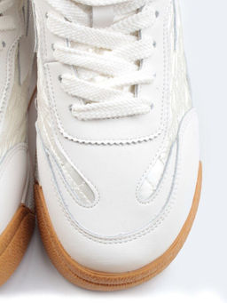 04-P48-2Z MILK WHITE Ботинки зимние женские (искусственная кожа и шерсть)