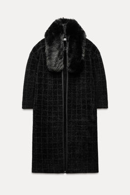 KNITTED COAT WITH FAUX FUR COLLAR - Zara фото 4