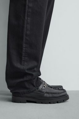 LOAFERS WITH METAL APPLIQU_ - Zara фото 3