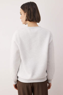 Gri Melanj Slogan Nak?sl? Bisiklet Yaka Orme Sweatshirt TWOAW26SW00219 - Trendyolmilla фото 4