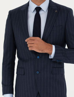 Темно-синий приталенный костюм - Cacharel фото 6