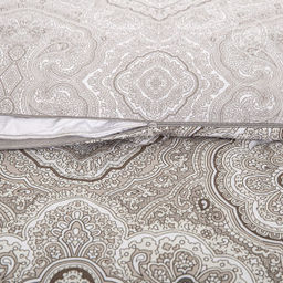 Постельное белье Элегант (поплин зима-лето) 2 сп. с Евро/Пододеяльник стеганый (молния): 1 шт. - 215*175; Простыня: 1 шт. - 215*240; Наволочка (клапан): 2 шт. - 70*70; Зима - лето