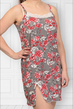 Сорочка вискозная на бретелях, красные цветы (438-1) - Плиона фото 3