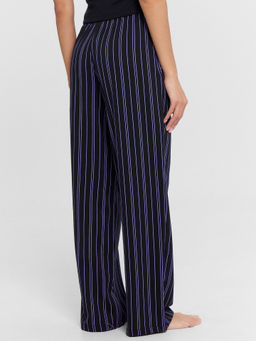 Пижама женская черная в фиолетовую полоску черный +фиолетовая полоска на черном 592588 - Mark formelle фото 4