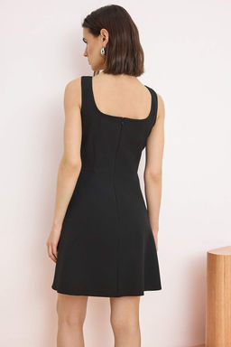 Siyah A Kesim K?sa Esnek Dokuma Elbise TWOSS26EL00292