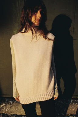 ASYMMETRIC KNIT VEST - Zara фото 5