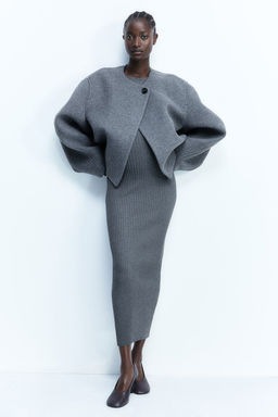 MAMA Vestido ajustado con escote barco