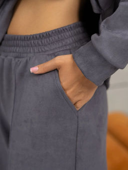 Костюм женский под замшу мод.2082 - Барболета фото 25