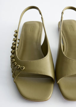 Sandalias de piel con tira trasera - H&m фото 2