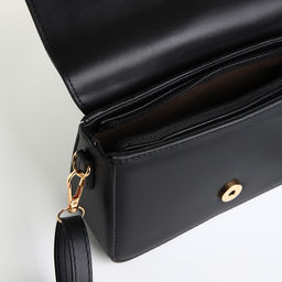 Сумка женская мессенджер на магните, 20×7×12 см, чёрная