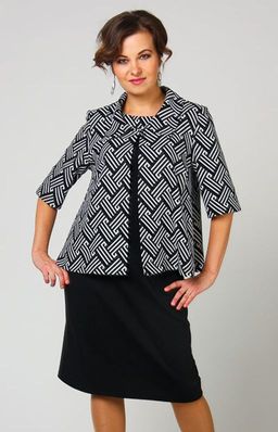 Элегантный жакет силуэта -  трапеция.