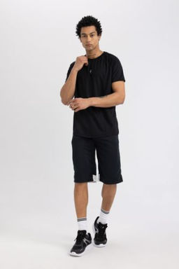 DeFactoFit Standart Fit Sporcu K?sa Paca Sort