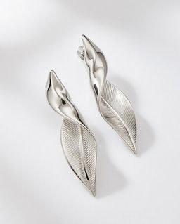 Стильные серьги