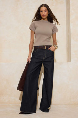 Vizon Relaxed/Rahat Kal?p Kay?k Yaka K?sa Kollu %100 Pamuk Orme T-Shirt TWOSS26TS00004