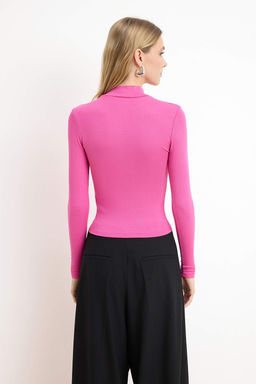Fusya Duz Fitted Asimetrik Yaka Dusuk Kol Kolsuz Aksesuar Detayl? Esnek Orme Bluz TWOSS26BZ00352