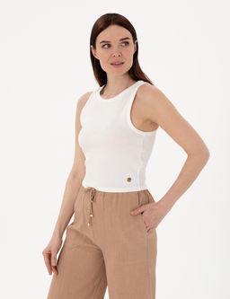 Beyaz Extra Slim Fit Crop Ti__rt
