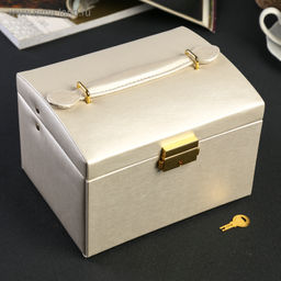 Шкатулка кожзам для украшений Жемчужный молочный 12,3х17,3х13,7 см