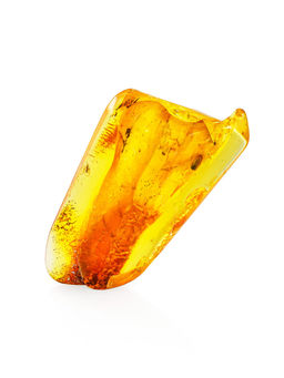 Маленький кусочек натурального балтийского лимонного янтаря с инклюзами насекомых