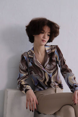 11539 Блуза с английским воротником коричнево-голубая