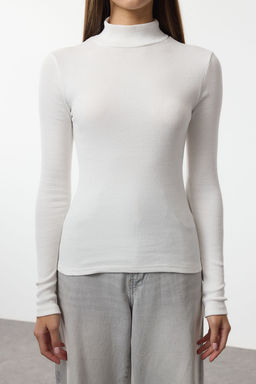 Ekru Fitted/Vucuda Oturan Dik Yaka Uzun Kol Fitilli Esne Orme Orta Bluz TWOAW21BZ0423