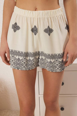 Trendyolmilla Ekru Etnik Desenli Viskon Sortlu Dokuma Pijama Tak?m? THMSS25PT00426  фото 3