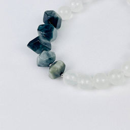 Браслет из Кварца и Соколиного глаза 17 см