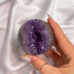 Шар из Аметиста с жеодой