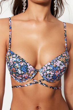 TRENDYOLMILLA Cicek Desenli Balkonet Baglamal? Push Up Bikini Ustu TBESS23BU00159 фото 4