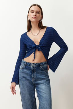 Trendyolmilla Ekru Premium Dokulu Fitted/Vucuda Oturan Baglama Detayl? Esnek Orme Bluz TWOSS24BZ00015 фото 3