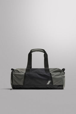MALETA DEPORTIVA PLEGABLE 30L / Negro
