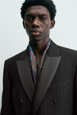 LIMITED EDITION DOUBLE-BREASTED SUIT BLAZER - Zara фото 6