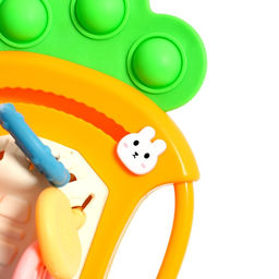 Уценка Развивающая игрушка Морковка-тянучка