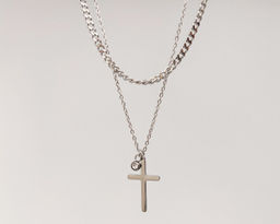 Кулон из стали на цепочке