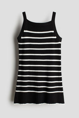 Vestido de tirantes en punto de canale