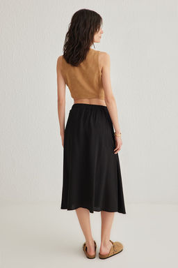 TRENDYOLMILLA Siyah Belden Lastik Detayl? Crinckle Kumas Midi Boy Dokuma Etek TWOSS25ET00014 фото 6