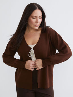 B?y?k Beden V Yaka Kad?n Triko H?rka