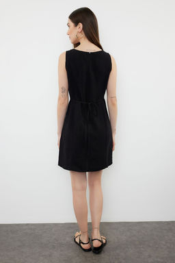Trendyolmilla Siyah Kusakl? Duz Kesim Mini Dokuma Elbise TWOSS24EL00938  фото 5