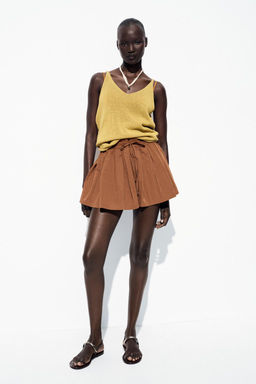 BERMUDA SHORTS WITH ELASTIC WAIST