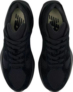 Кроссовки взрослые