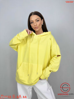 Кофта женская с рваным эффектом