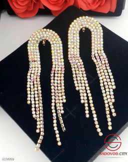 Серьги вечерние длинные висячие блестящие со стразами - Bruno фото 4