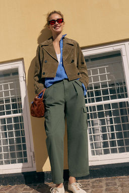 TRENCH CORTA CRUZADA 100% PIEL / Khaki oscuro