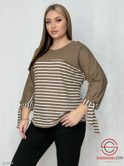 Свитер женский в полоску