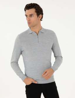 Серый базовый свитер обычного кроя