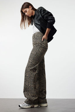 Cok Renkli Leopar Bask?l? Kahverengi Yuksek Bel Wide Leg Jeans TWOSS24JE00286 - Trendyolmilla фото 2