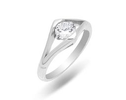 Кольцо из серебра куб.циркон., МЦВ1066