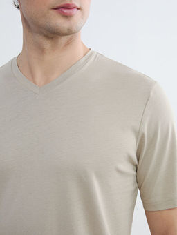 V Yaka Penye Erkek Ti??rt