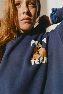 SUDADERA CAPUCHA TEXTO PERROS / Azul - Zara фото 6